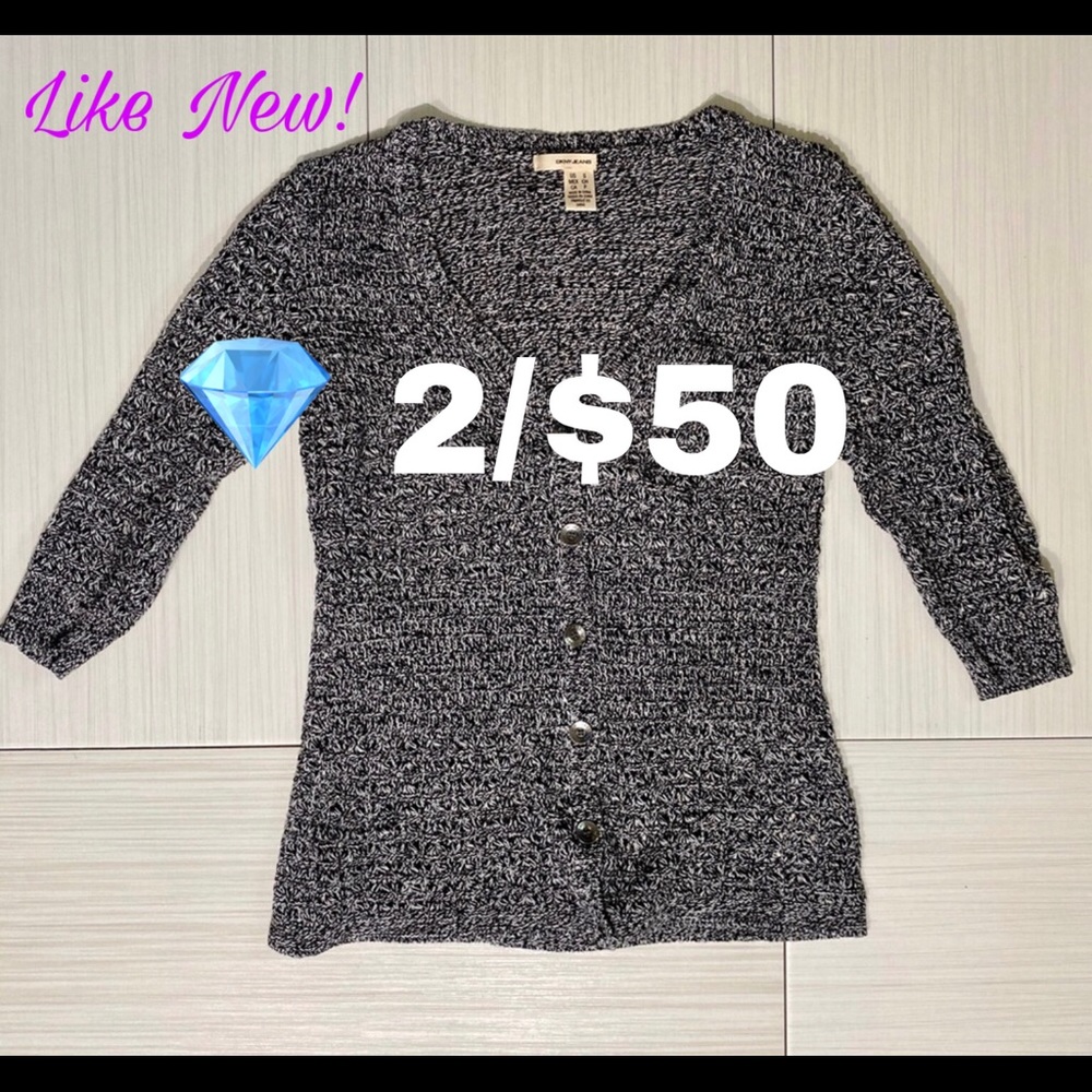 💎 DKNY 3/4 Sleeve Knit Button Sweater